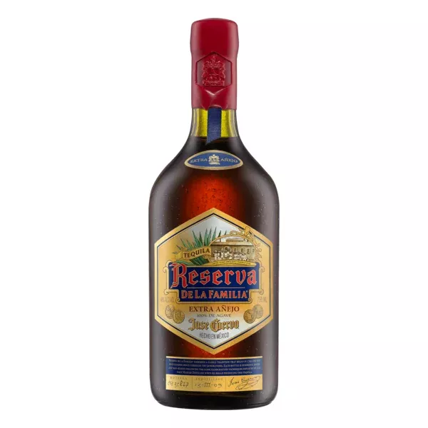 J Cuervo La Reserva Familia Ex Anejo 750