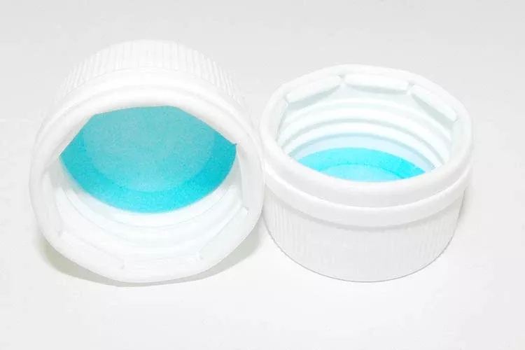 Plastic Screw Caps for PET Bottles - 24 ct